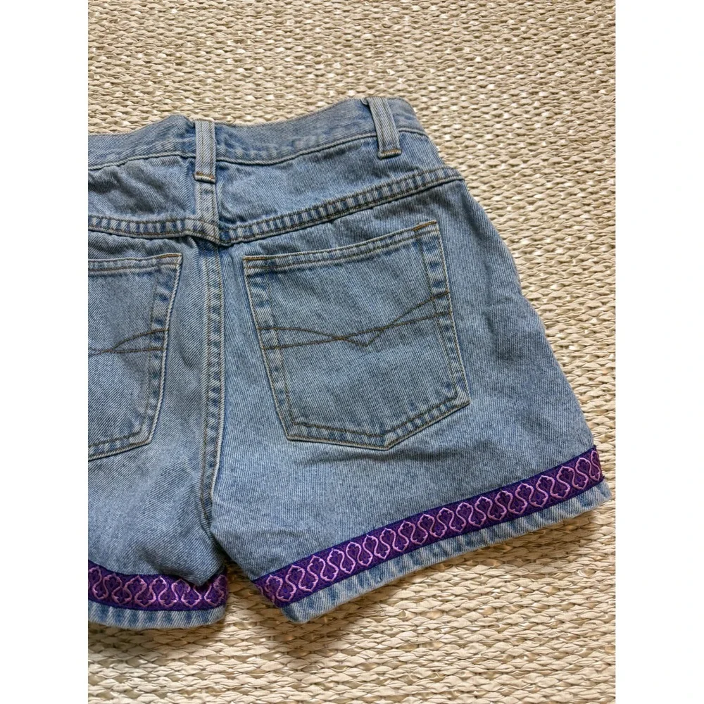 Y2K No Boundaries Vintage High‎ Waisted Denim Shorts Floral Embroidered festival